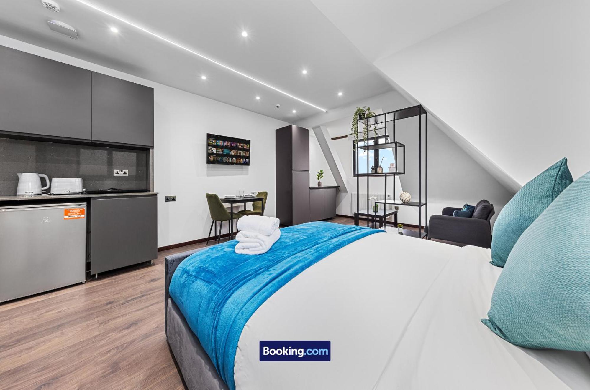 Stylish Studio Apt By Stay Smart Short Lets & Serviced Accommodation Woodstock With Free Wifi London Exterior photo
